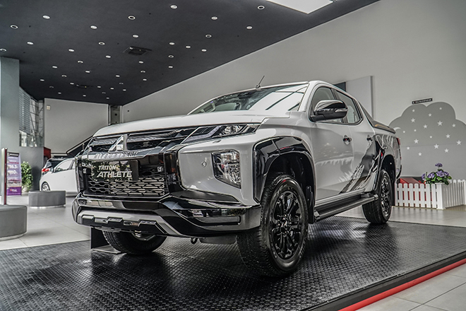 Giá xe Mitsubishi Triton lăn bánh tháng 2/2023, ưu đãi 50% phí trước bạ - 4